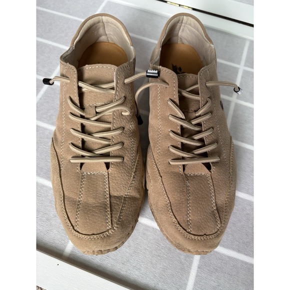 Dbeck Shoes Women's Size 38 (US‎ Size 6-6.5) Beige Barefoot  Sneakers  AUS Brand - Picture 2 of 9